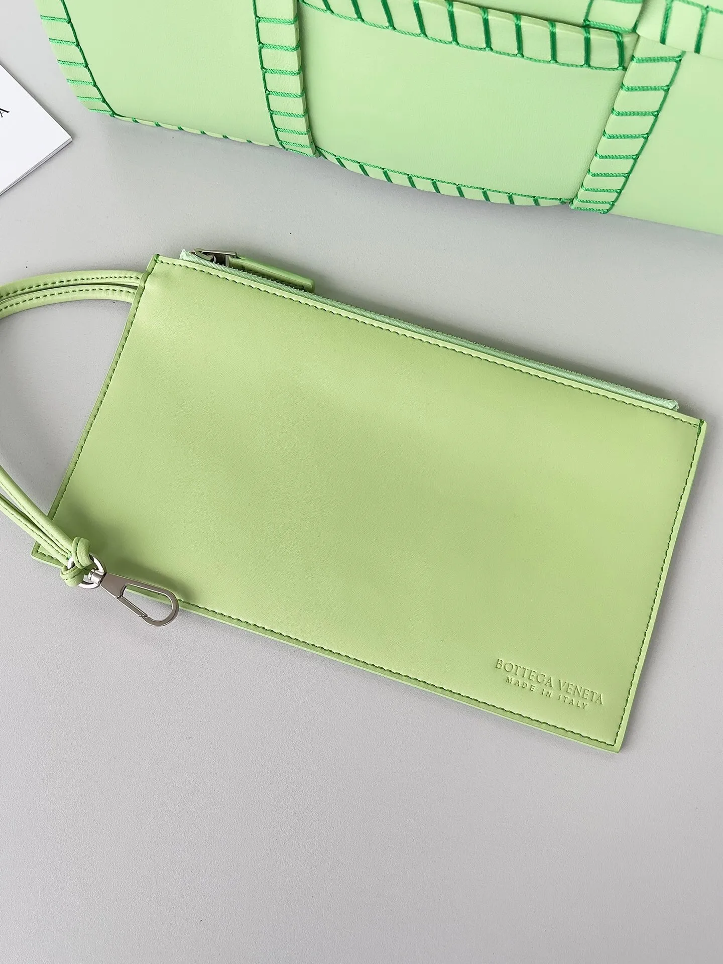 All categories 💚 Authentic bags 💚 BV 2025 new style 𝗕𝗼𝘁𝘁𝗲𝗴𝗮 𝗩𝗲𝗻𝗲𝘁𝗮 Tote bag